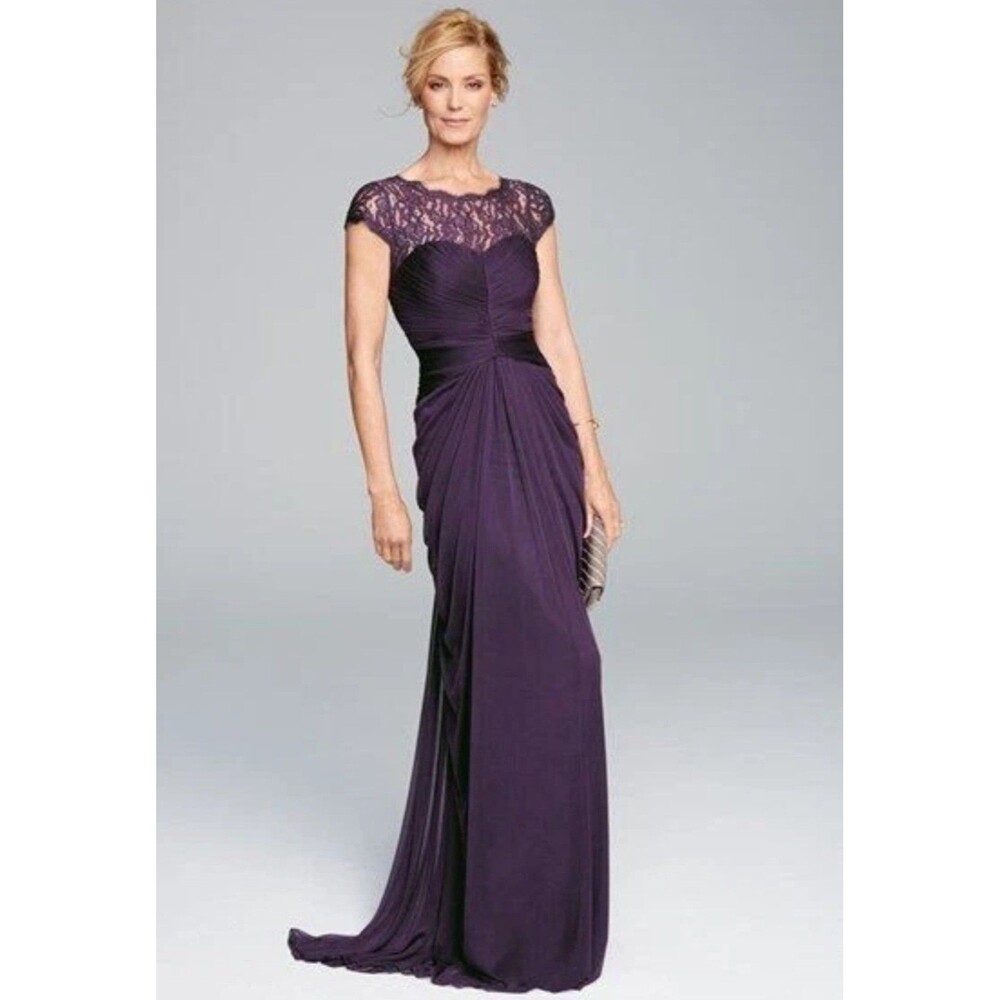 Elegant Plum Lace Yoke Ruched Maxi Gown Adrianna Papell Size 10 Formal
